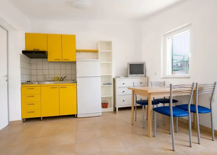 Kala Mendula Sutivan